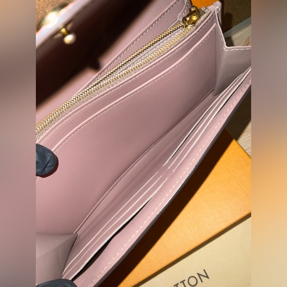 ✅AUTHENTIC LV GIFTABLE LONGWALLET LOUIS VUITTON EXCELLENT - Picture 12 of 14